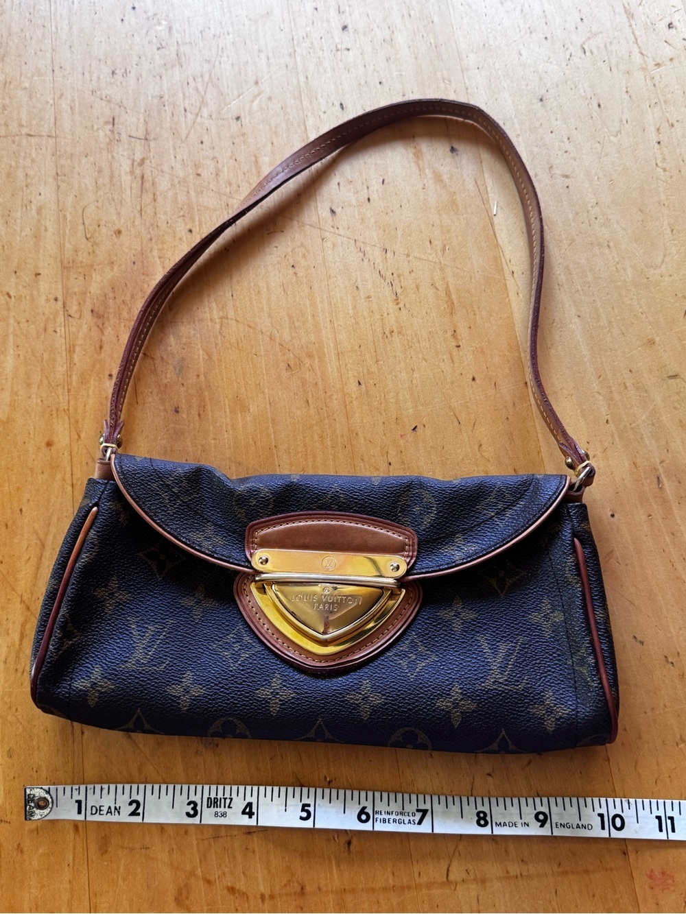 Louis Vuitton Monogram Canvas Shoulder Bag with Gold-Tone Clasp